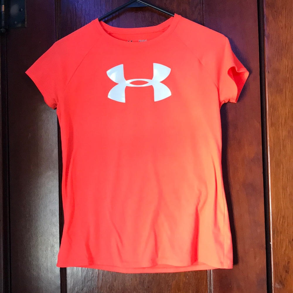 Underarmour tee